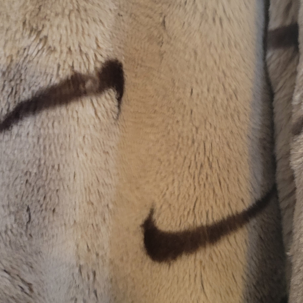 Nike Jacket - Picture 4 of 4